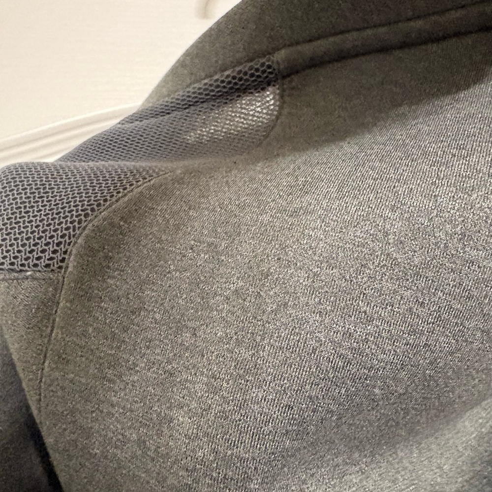 Nike Gray Hooded Short Sleeve - Picture 10 of 10